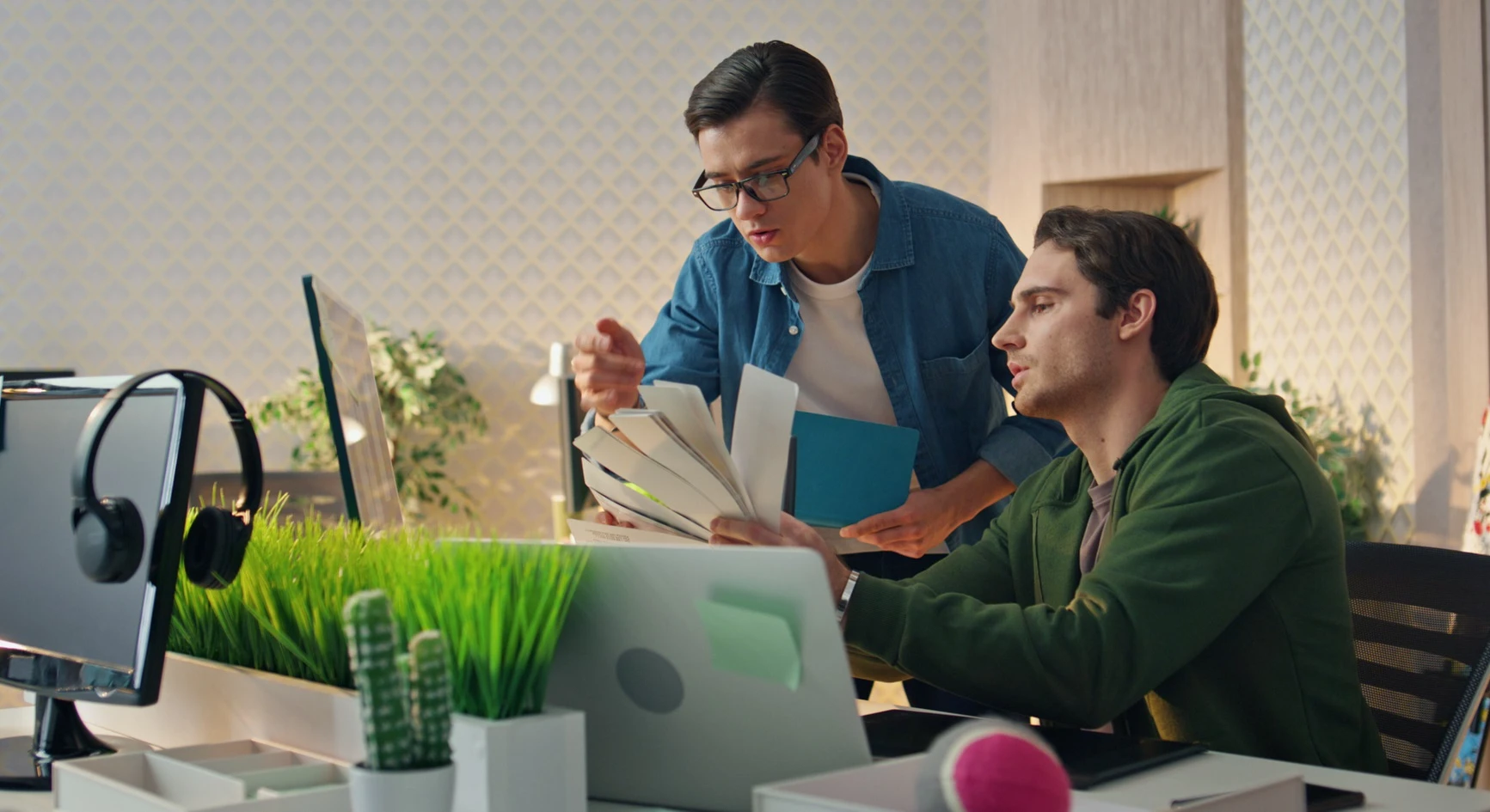 Digital Marketing Agency vs In-House Marketing Team